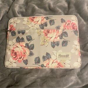 Floral Patterned Laptop Sleeve